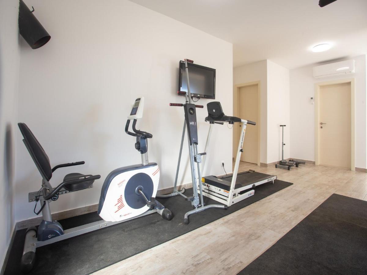 Apartments Aqua Trogir Exterior photo