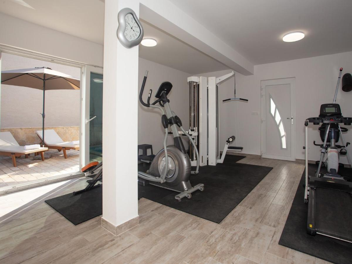 Apartments Aqua Trogir Exterior photo